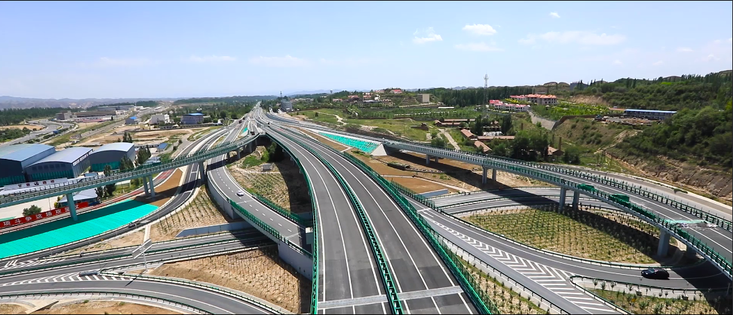 景中高速公路中川機(jī)場連接線高架橋順利通車5.png